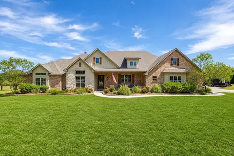 2782 Rock Hill Rd, Aubrey, TX 76227