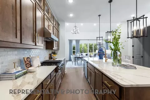 Kitchen - 2034 Dripping Spring Ave, Midlothian, TX 76065 photo 2 of 2
