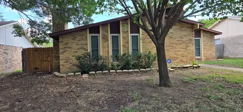 7322 Long Canyon Trl, Dallas, TX 75249