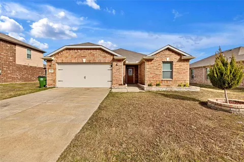 14813 Magnolia Ln, Balch Springs, TX 75180