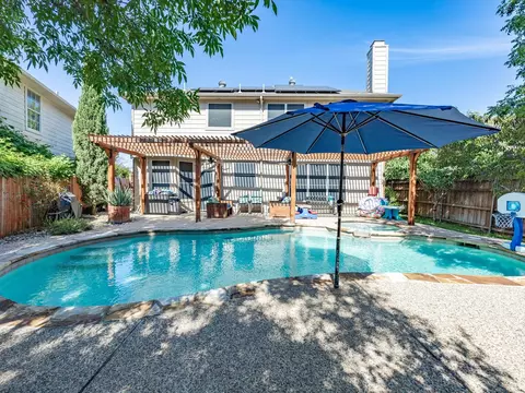 7824 Teal Dr, Fort Worth, TX 76137