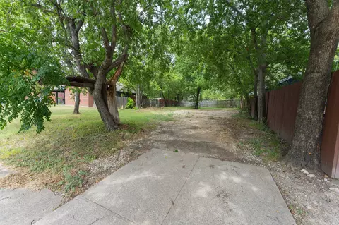 502 Rayenell Ave, Dallas, TX 75217