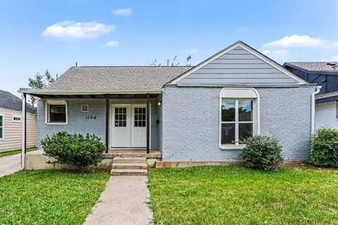 1108 E Robert St, Fort Worth, TX 76104