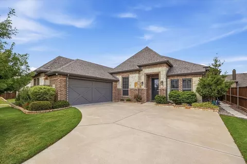 6028 Trail Driver Ct, Fort Worth, TX 76123