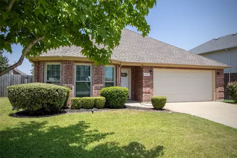 1613 Cowtown Dr, Mansfield, TX 76063