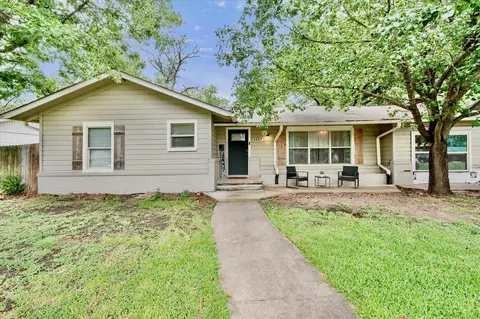 1437 Ficklin Ave, Corsicana, TX 75110