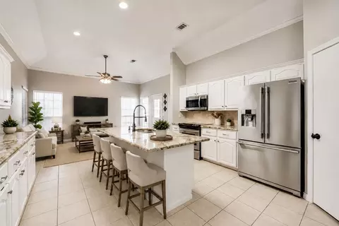 2124 Green Hill Dr, Mckinney, TX 75072