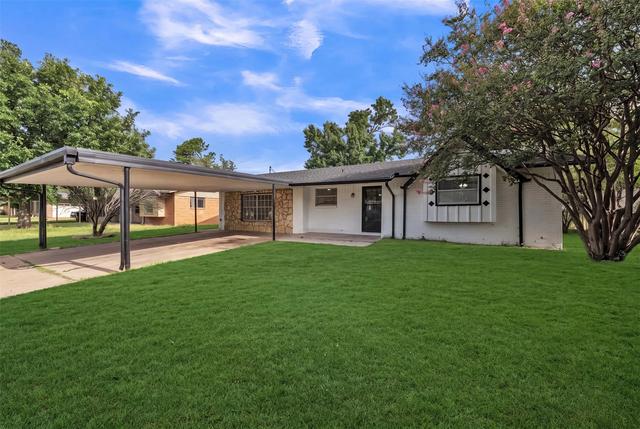 3407 NE 10th St, Mineral Wells, TX 76067