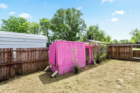 Exterior - 1006 Spring St, Longview, TX 75604 photo 9 of 9