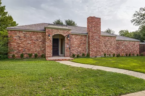 7211 Lavendale Cir, Dallas, TX 75230