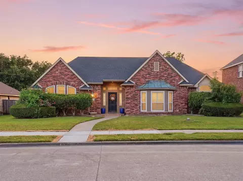 4011 Province Dr, Carrollton, TX 75007