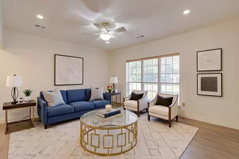 4403 S Bellaire Dr #123, Fort Worth, TX 76109