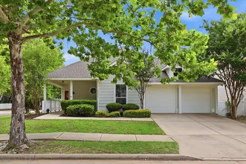 1408 Mountain Laurel Dr, Savannah, TX 76227