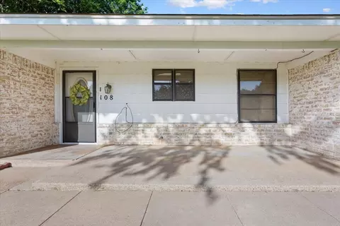 Exterior - 108 Towne West Dr, Lorena, TX 76655 photo 2 of 6