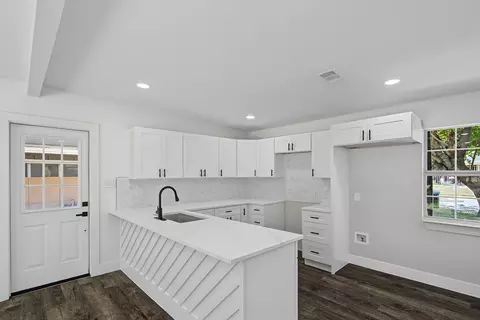 4608 Reed St, Fort Worth, TX 76119