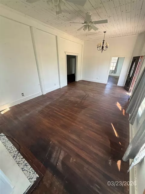 507 E Logan St, Calvert, TX 77837 photo 8