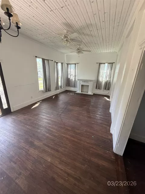 507 E Logan St, Calvert, TX 77837 photo 9