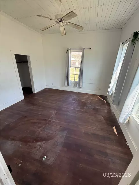 507 E Logan St, Calvert, TX 77837 photo 7