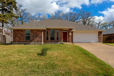 2905 Mirrormere Cir, Bryan, TX 77807