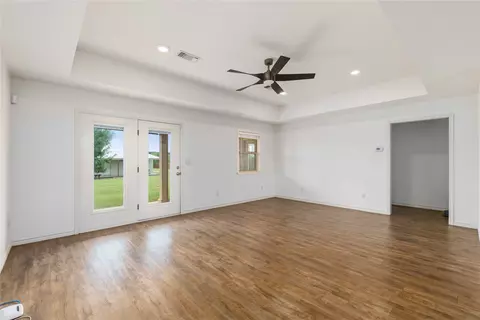 Living - 205 Briarcrest, Early, TX 76802 photo 2 of 3