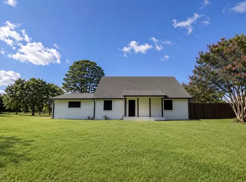 519 Clearwater Rd, Grand Saline, TX 75140