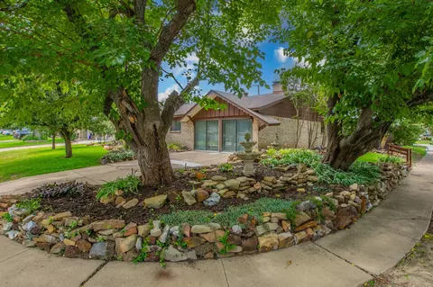 3029 Esters Ct, Irving, TX 75062