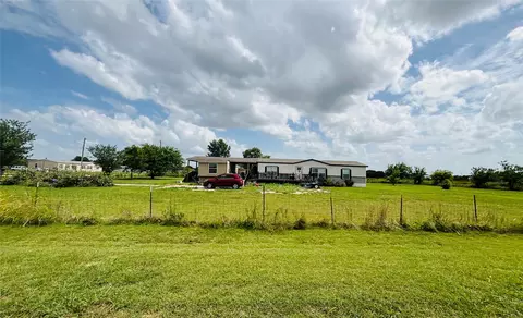6629 Laurel Ln, Joshua, TX 76058