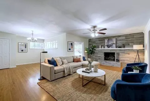 7053 Brooks Ave, Richland Hills, TX 76118