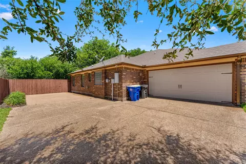 Other - 820 Springdale Cir, Lorena, TX 76655 photo 2 of 10