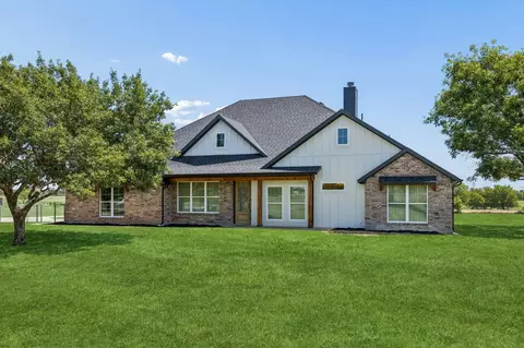 1311 Greathouse Rd, Waxahachie, TX 75167