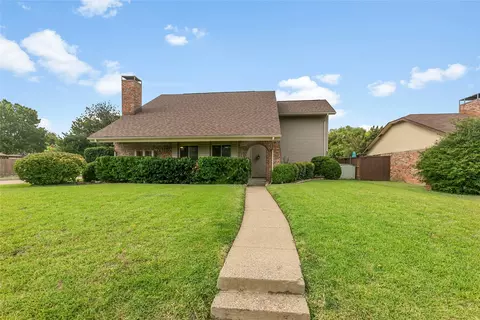 3302 Ivanhoe Ln, Garland, TX 75044