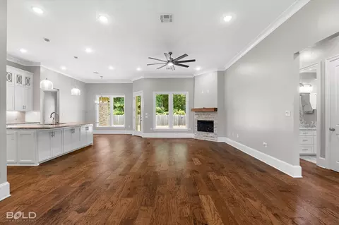 Living - 157 Sitka Loop, Haughton, LA 71037 photo 2 of 9