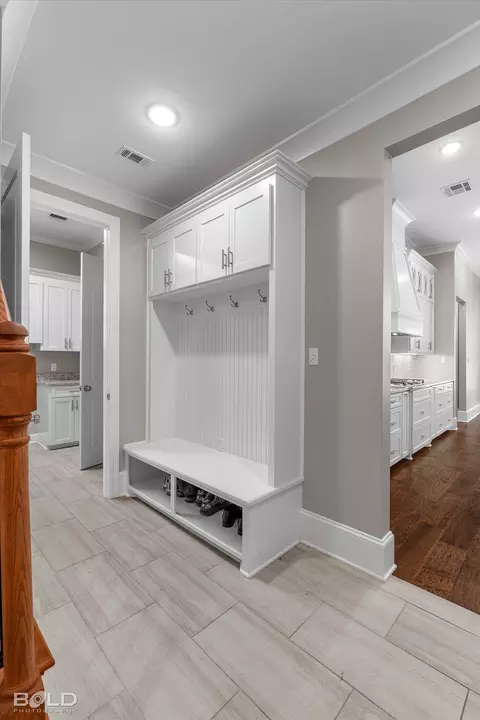 Entry Way - 157 Sitka Loop, Haughton, LA 71037 photo 2 of 2