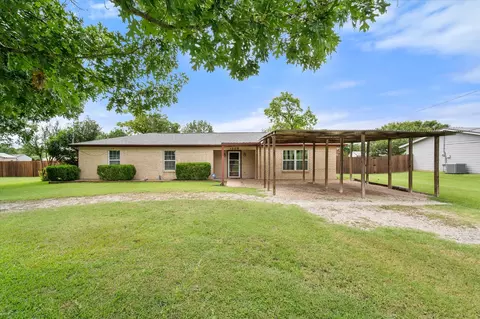 1209 Hidden Hills Dr, Corsicana, TX 75110