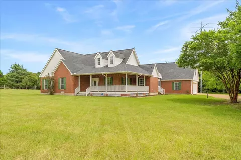 10495 Holly Creek Rd, Terrell, TX 75160
