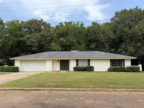 105 Kent Dr, Pittsburg, TX 75686