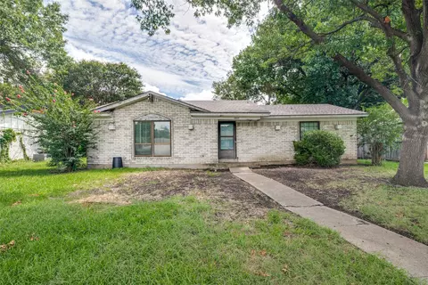 1805 Bosque Dr, Garland, TX 75040