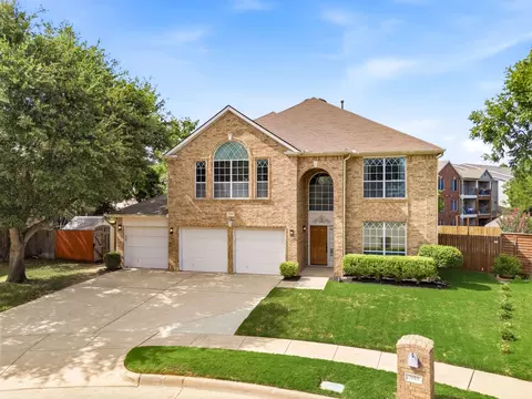 7933 Spring Run, North Richland Hills, TX 76182