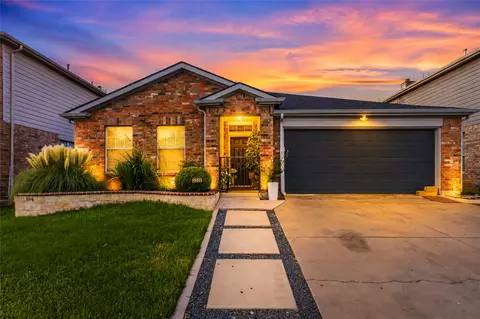 3220 Gettysburg Ln, Fort Worth, TX 76123