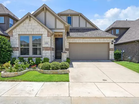 2256 Briar Ridge Trl, Carrollton, TX 75010