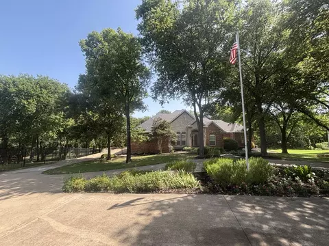 2643 Creekwood Dr, Cedar Hill, TX 75104