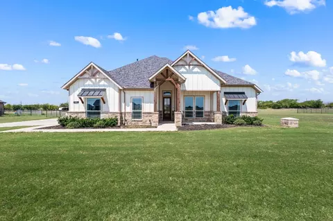 168 Tres Vista Dr, Decatur, TX 76234