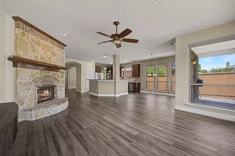518 Collins Ln, Rockwall, TX 75087