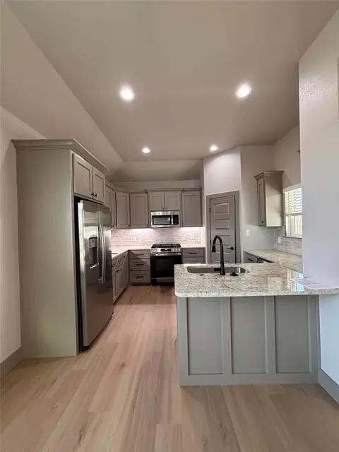 6808 Prickly Pear Way, Abilene, TX 79606 photo 3