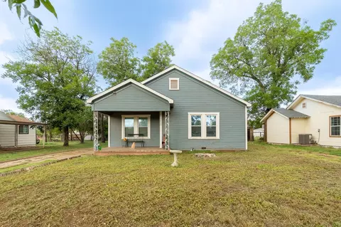 1618 Chestnut St, Abilene, TX 79602