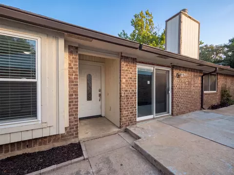 2604 Leo Dr, Garland, TX 75044