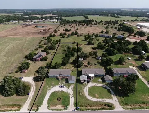 4445 County Road 136, Whitesboro, TX 76273
