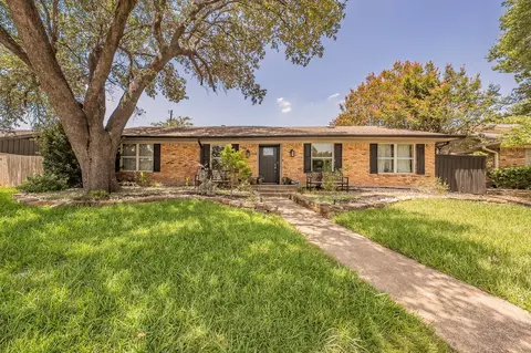 13511 Rawhide Pkwy, Farmers Branch, TX 75234