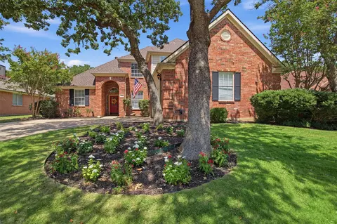 1395 Clear Creek Dr, Lewisville, TX 75067