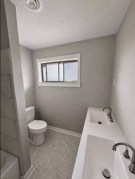 Bath - 120 Bluebonnet Dr, Junction, TX 76849 photo 2 of 2